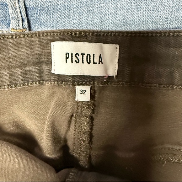 Pistola Camo Womens Shorts Size 32 Vacation Summer - Picture 2 of 4